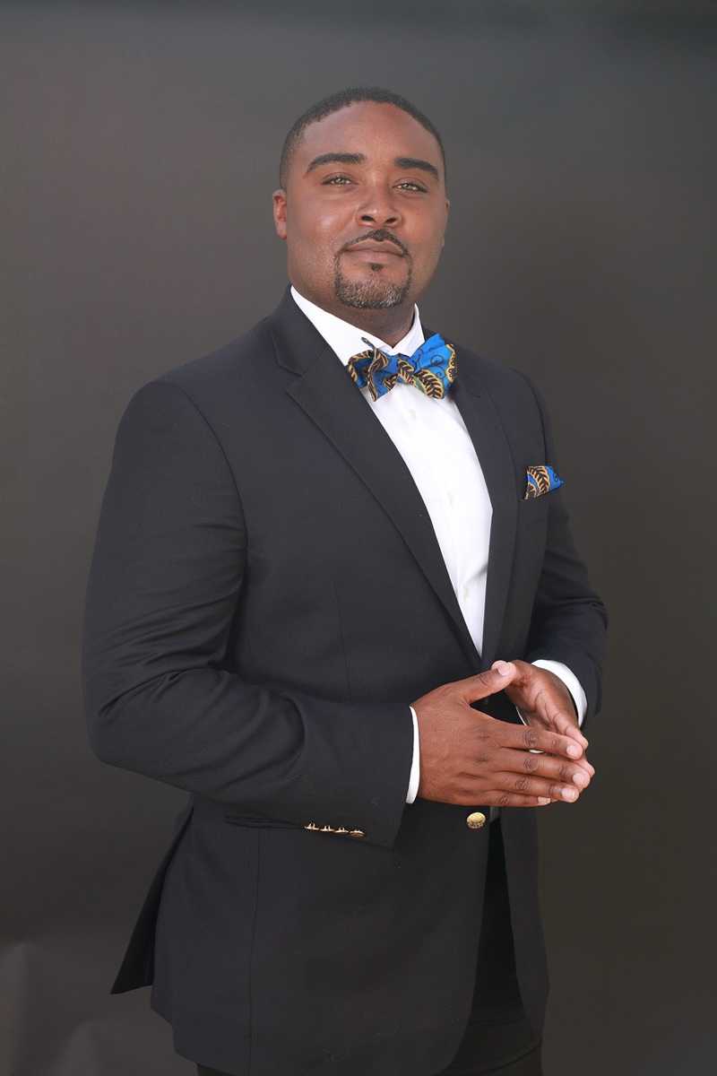 Dr. Carl Truesdale, MD — Beverly Hills facial plastic surgeon